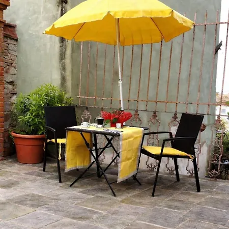 Authentic Tuscan In With Private Patio * Lucca
